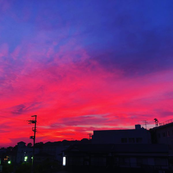 ある日の真夏の夕焼け　・・当院から・・